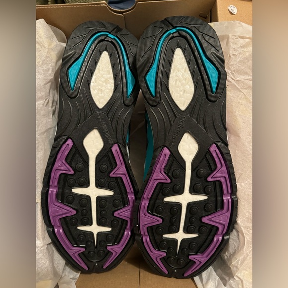Adidas Tresc Run Shoes Men’s Size 11 Boost Purple Teal 90's Charlotte Hornets - Picture 2 of 3